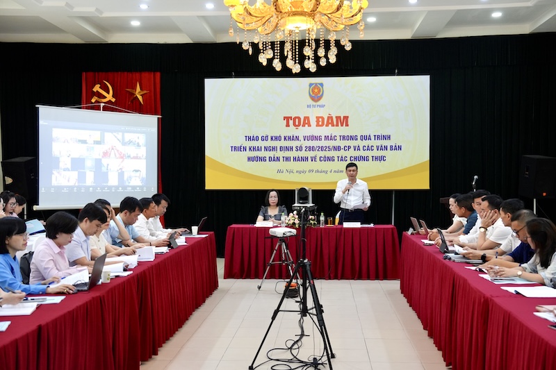 Tháo gỡ vướng mắc trong triển khai Nghị định 280 về công tác chứng thực